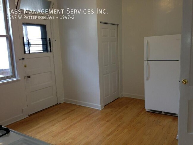 Foto del edificio - 1947 W Patterson Ave