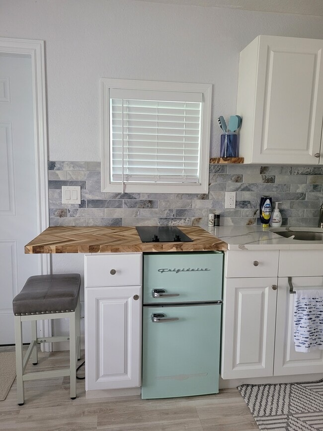 Foto del edificio - 3920 Greenfield Ct