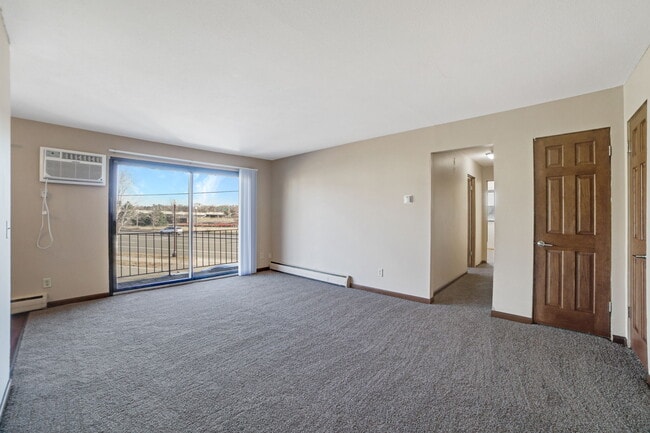 Building Photo - Town Terrace Apartments