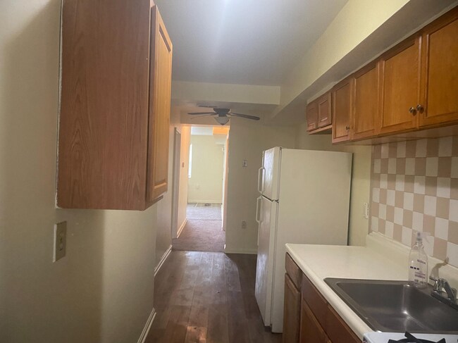 Foto del edificio - 6006 Clay St NE