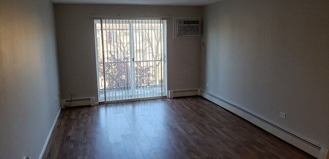 Building Photo - 1674 Kiowa Cir