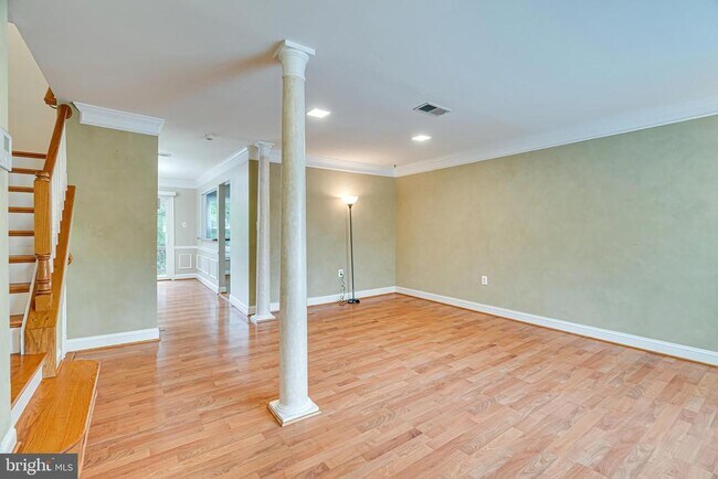 Foto del edificio - 5708 Heritage Crossing Ct
