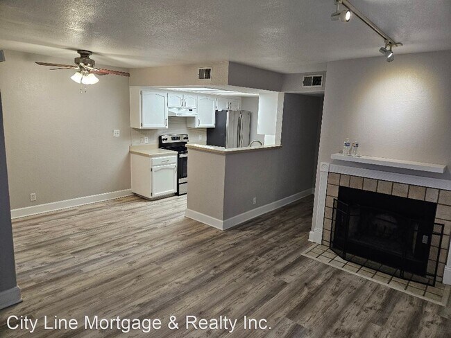 Building Photo - 2 br, 2 bath House - 4192 33rd Street #2