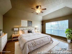 Building Photo - 906 Cap Stone