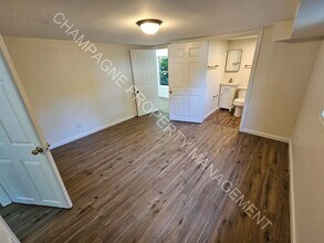 Building Photo - 8104 McGee St