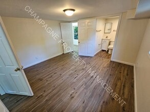 Building Photo - 8104 McGee St