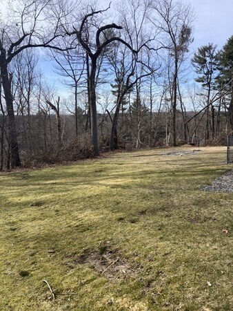 Building Photo - 80 Carmel Rd