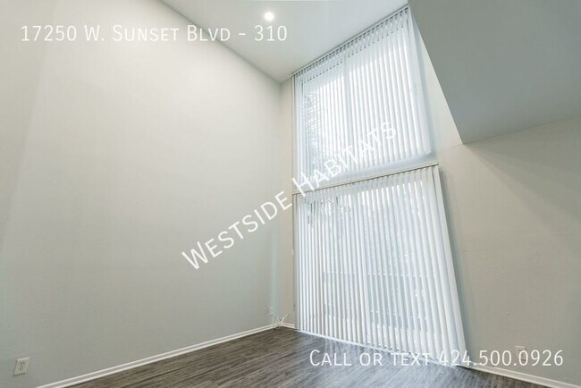 Building Photo - 17250 Sunset - Gorgeous, fully renovated b...