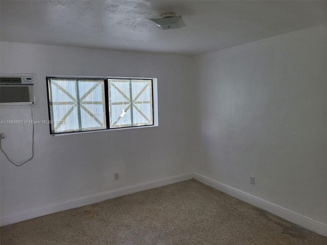 Building Photo - 154 W 26th St