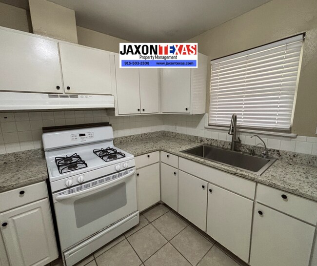 Foto del edificio - 9329 Roanoke Dr