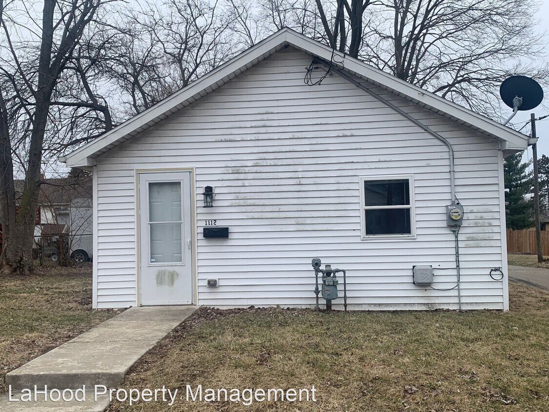 Primary Photo - 2 br, 1 bath House - 1112 E Division Ave