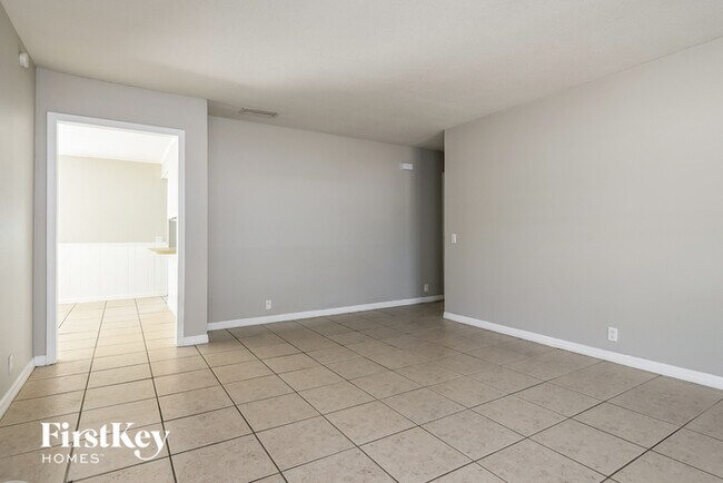 Foto del edificio - 196 Durrell Cir