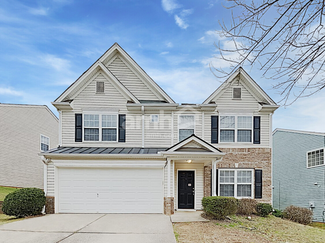 Foto principal - 327 Meadows Ln