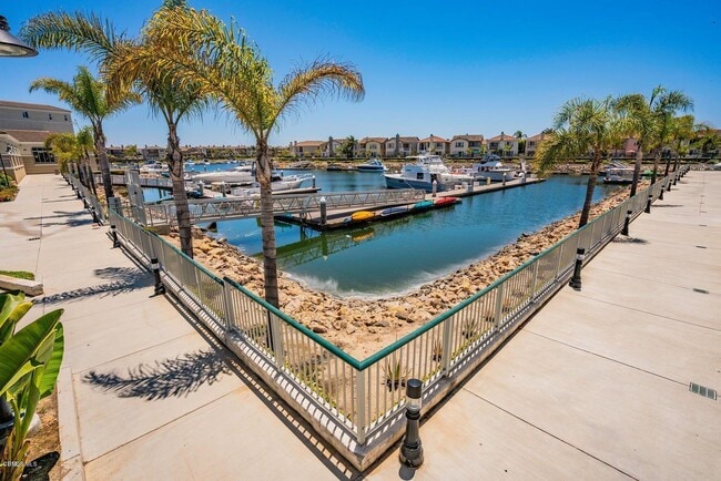 Building Photo - 4002 Tradewinds Dr
