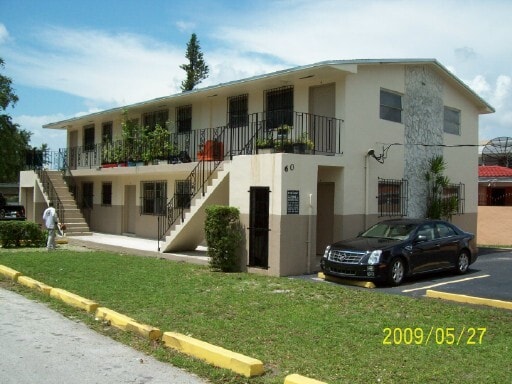 Building Photo - 60 NE 60th St