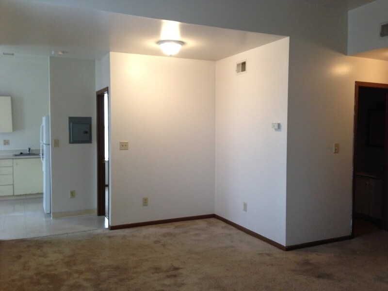Primary Photo - 851 Goodfellow Blvd
