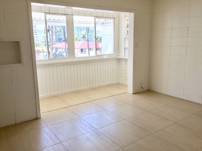 Foto del edificio - 1 Bed, 1 Bath in Waikiki