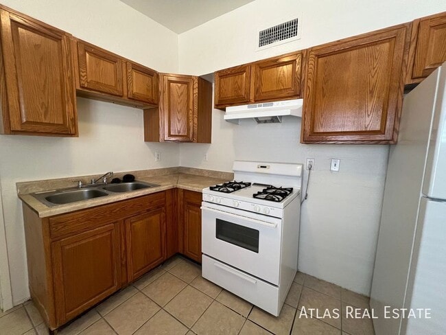 Building Photo - 40 N Westmoreland Ave