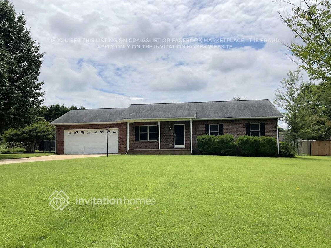 Foto principal - 115 Doe Trail Ln