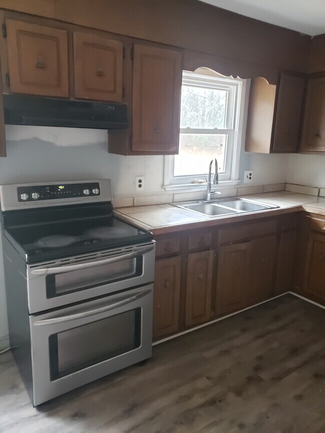 Foto del edificio - 254 Harrell Rd