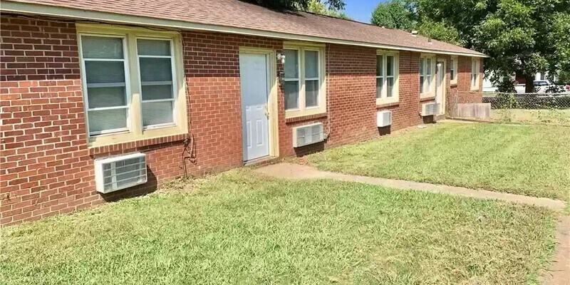 Primary Photo - South Greenwood Duplex-1
