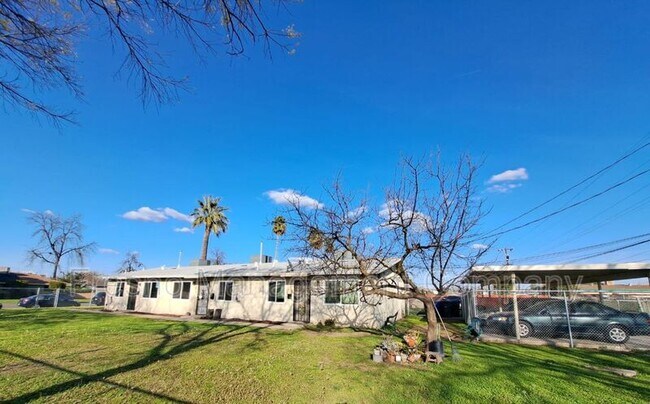 Building Photo - 6 E Stanislaus St