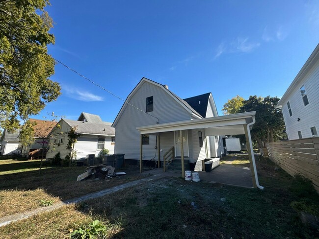 Building Photo - 1342 Edgemont Ave