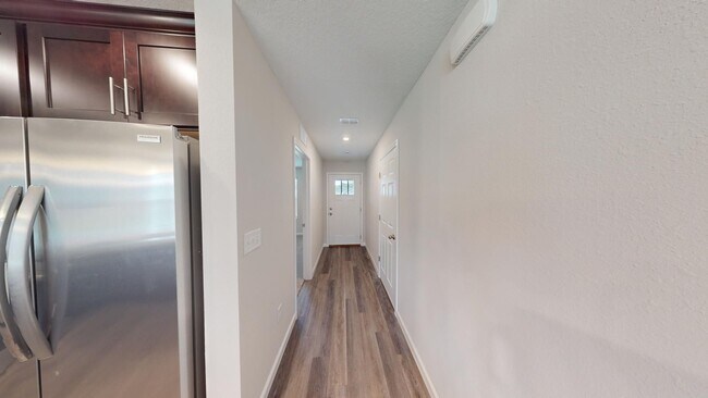 Foto del edificio - 4 BR 2 BA  BRAND  NEW HOME- Suncoast Crossing