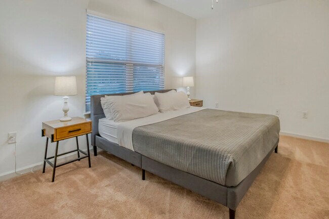 Foto del edificio - 8355 Coventry Ct