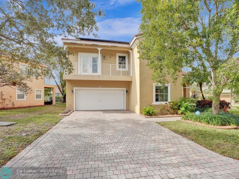 Foto principal - 716 NW 126th Ave