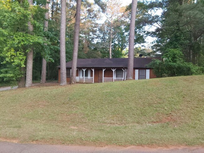 Foto del edificio - 9245 Cedar Ridge Dr NW