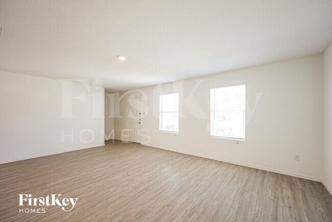 Foto del edificio - 7266 Plow Run