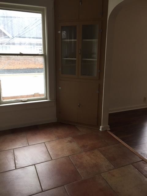 Building Photo - 711 N Indiana Ave. #1/2