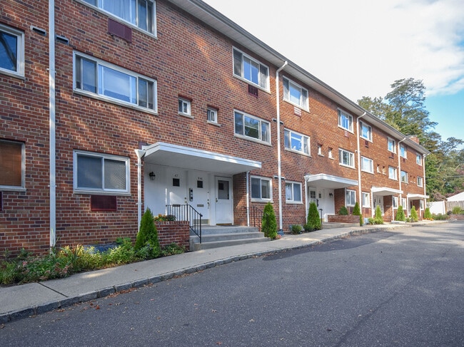 Building Photo - 73 Carlton Ave