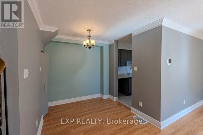 Building Photo - 37 Forester Crescent