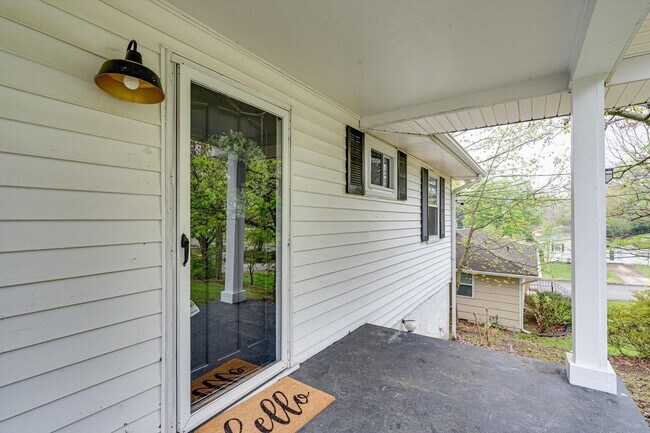 Foto del edificio - Newly renovated 3/ 2 Home for Rent!