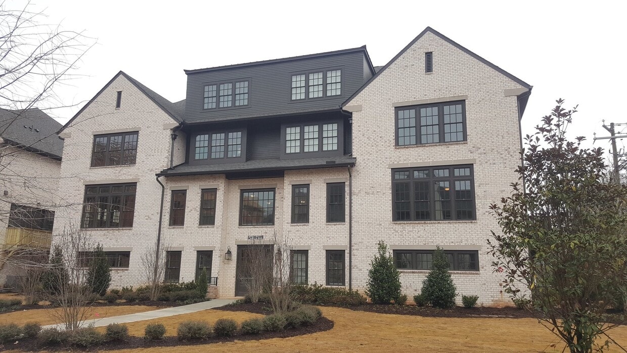 1BR 1.5BA Townhouse- Aria Sandy Springs - 1BR 1.5BA Townhouse- Aria Sandy Springs