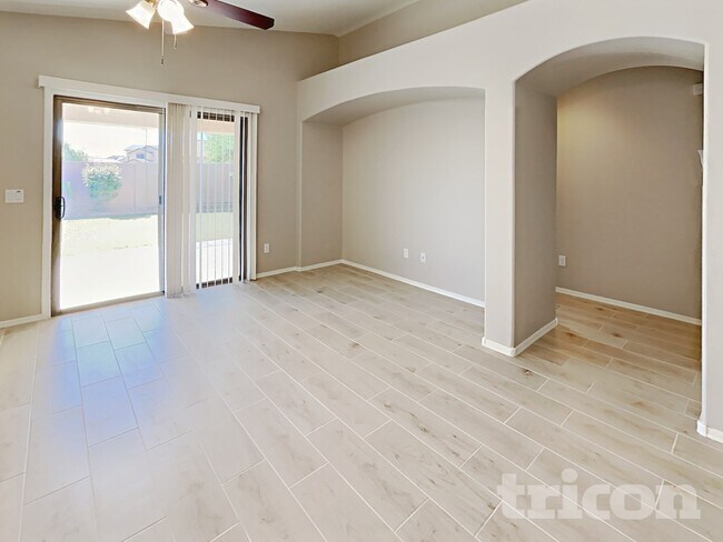 Foto del edificio - 21659 W Durango St