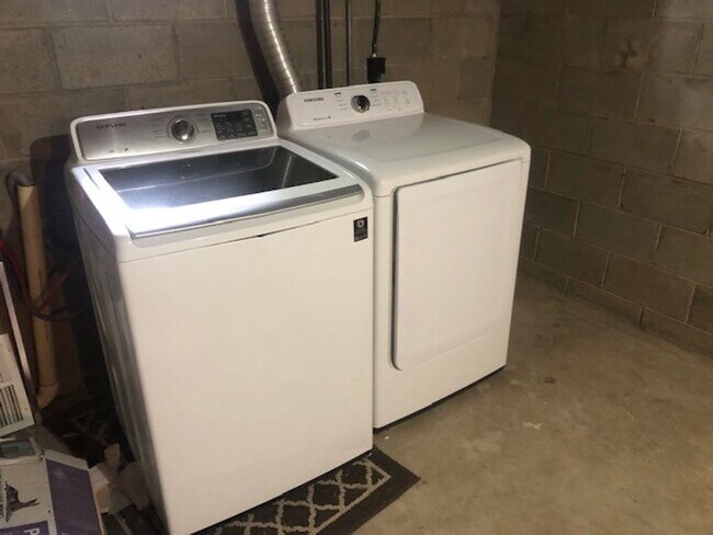 Foto del edificio - Remodeled 3 Bedroom Home!