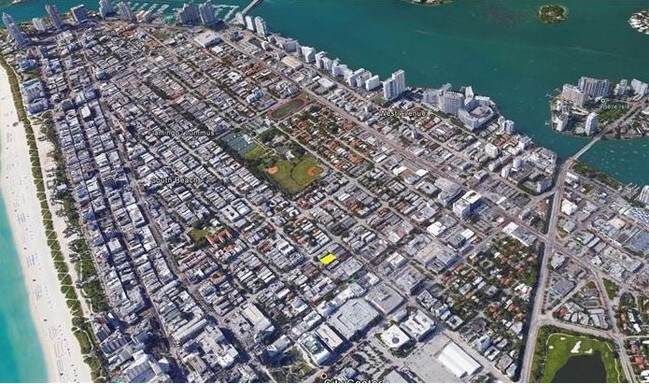 Foto del edificio - Canterbury at Lincoln Road
