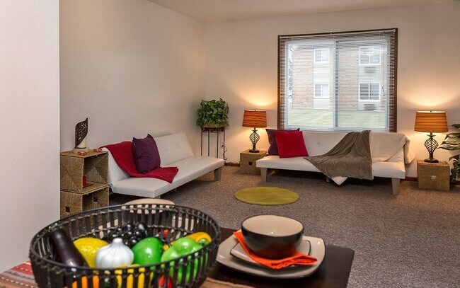 Foto del edificio - 225 Sugar Creek Ln