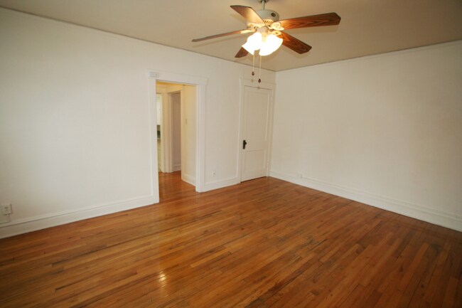 Foto del edificio - 1165 N Clarkson St