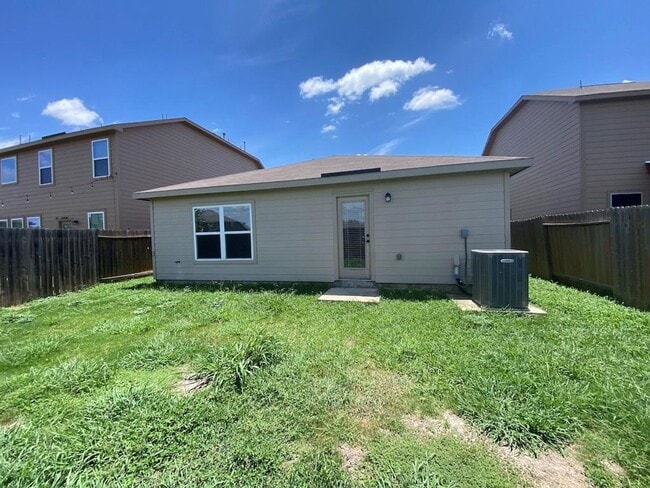 Building Photo - This beautiful one story home features 3 b...
