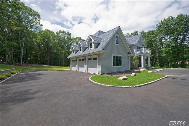 Building Photo - 23 Oakwood Dr