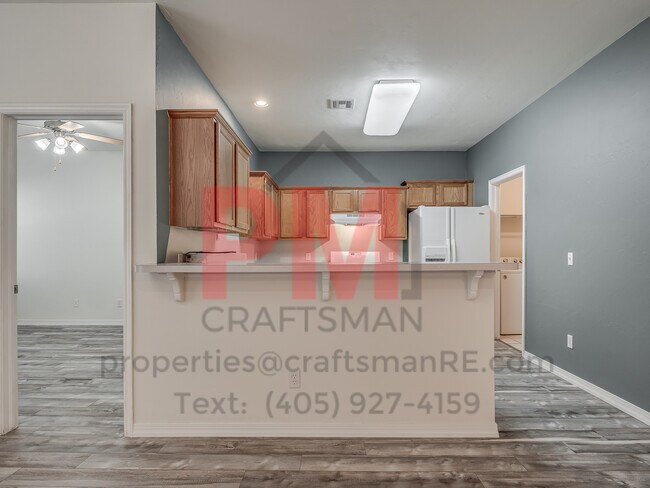 Foto del edificio - 5905 SE 69th St