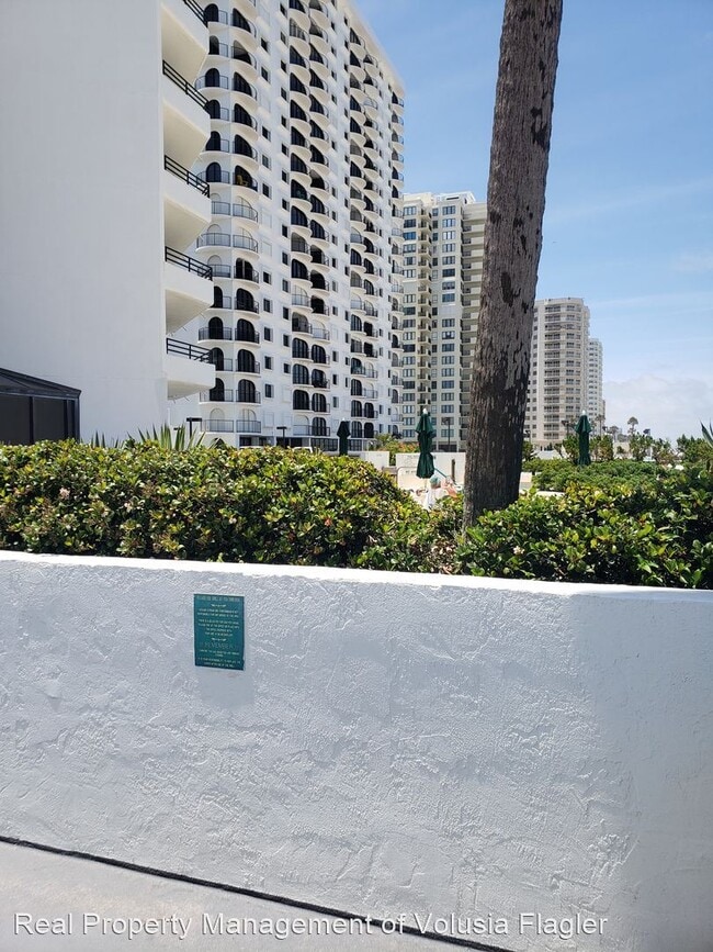 Building Photo - 2 br, 2 bath House - 3013 S Atlantic Ave #307