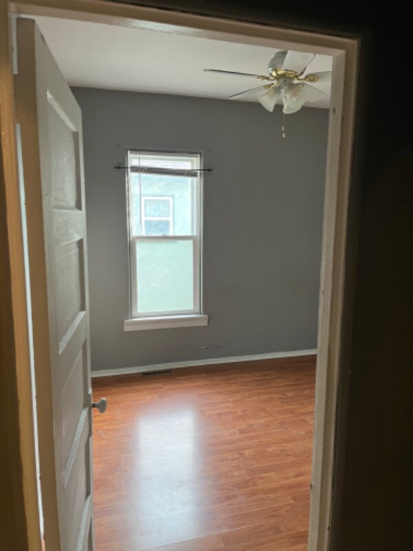 Building Photo - 1067 Helena Ave