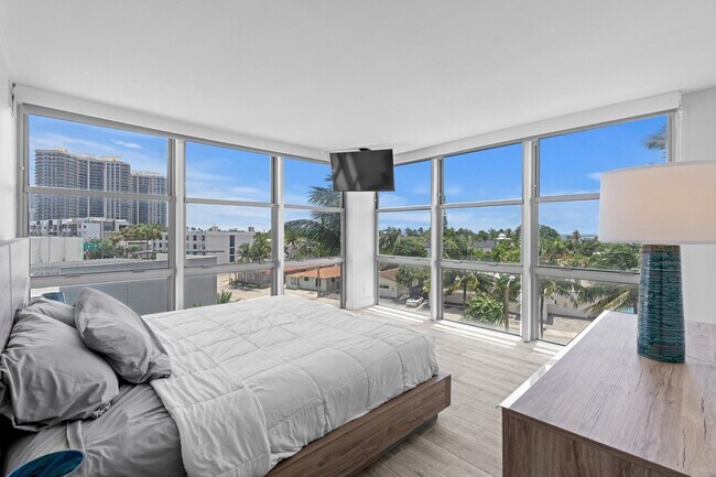 Foto del edificio - 2841 N Ocean Blvd