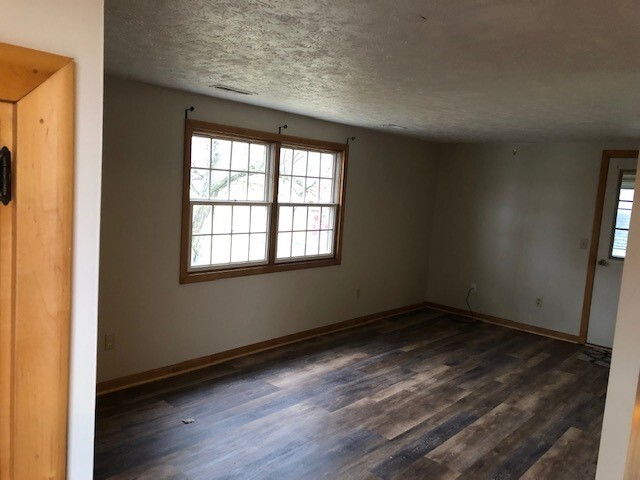 Living Room - 316 Jefferson St W