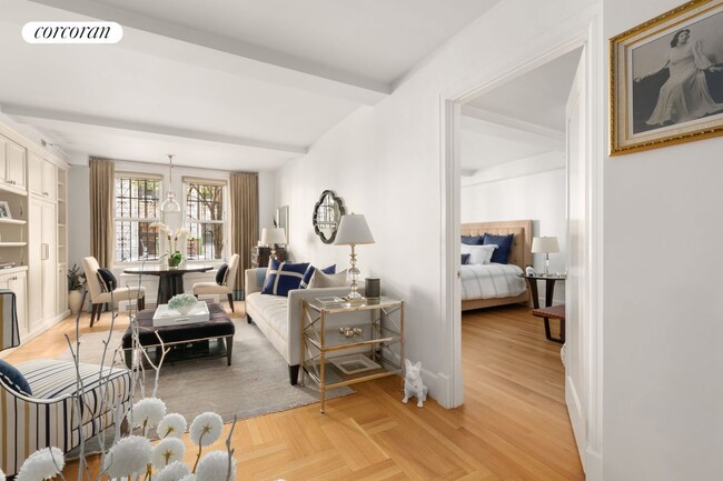 Building Photo - 27 W 72nd St